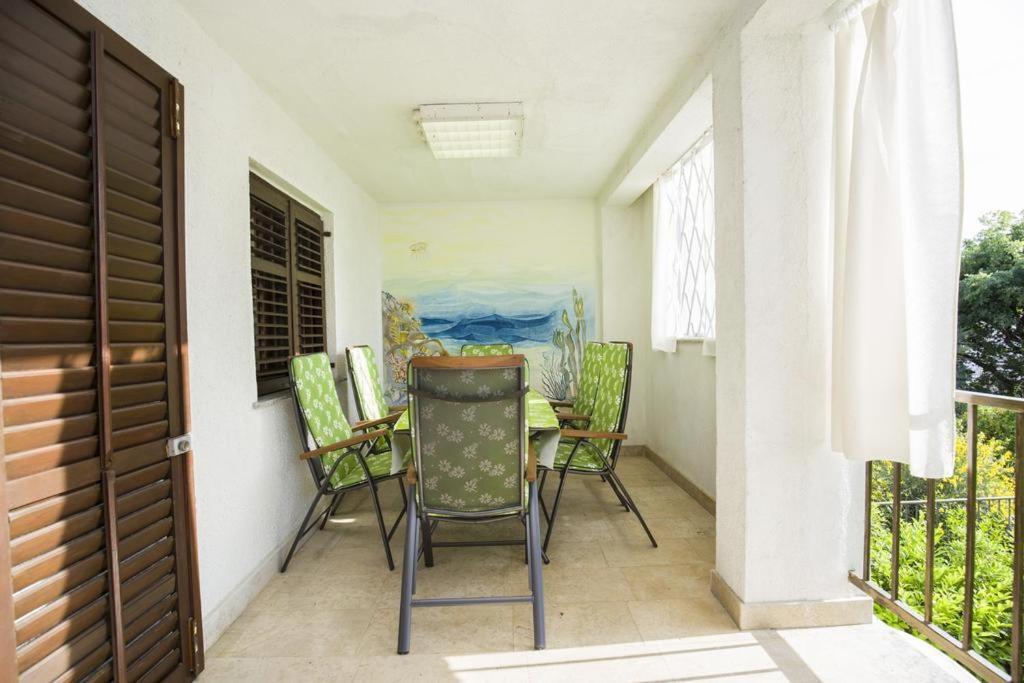 Apartman Laurus Malinska Ngoại thất bức ảnh